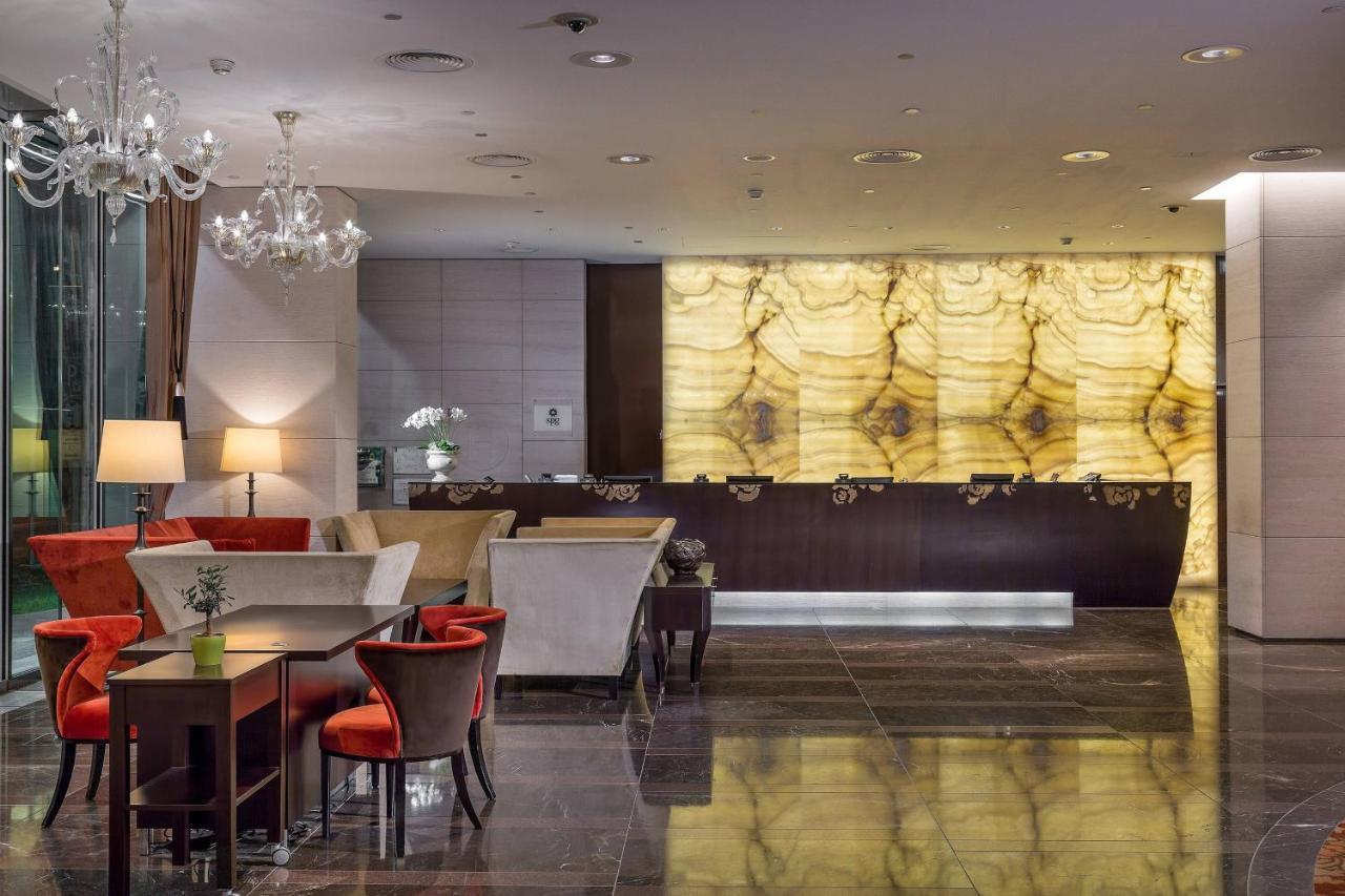 Grand Hotel River Park, A Luxury Collection Hotel, Bratislava Ngoại thất bức ảnh Lobby