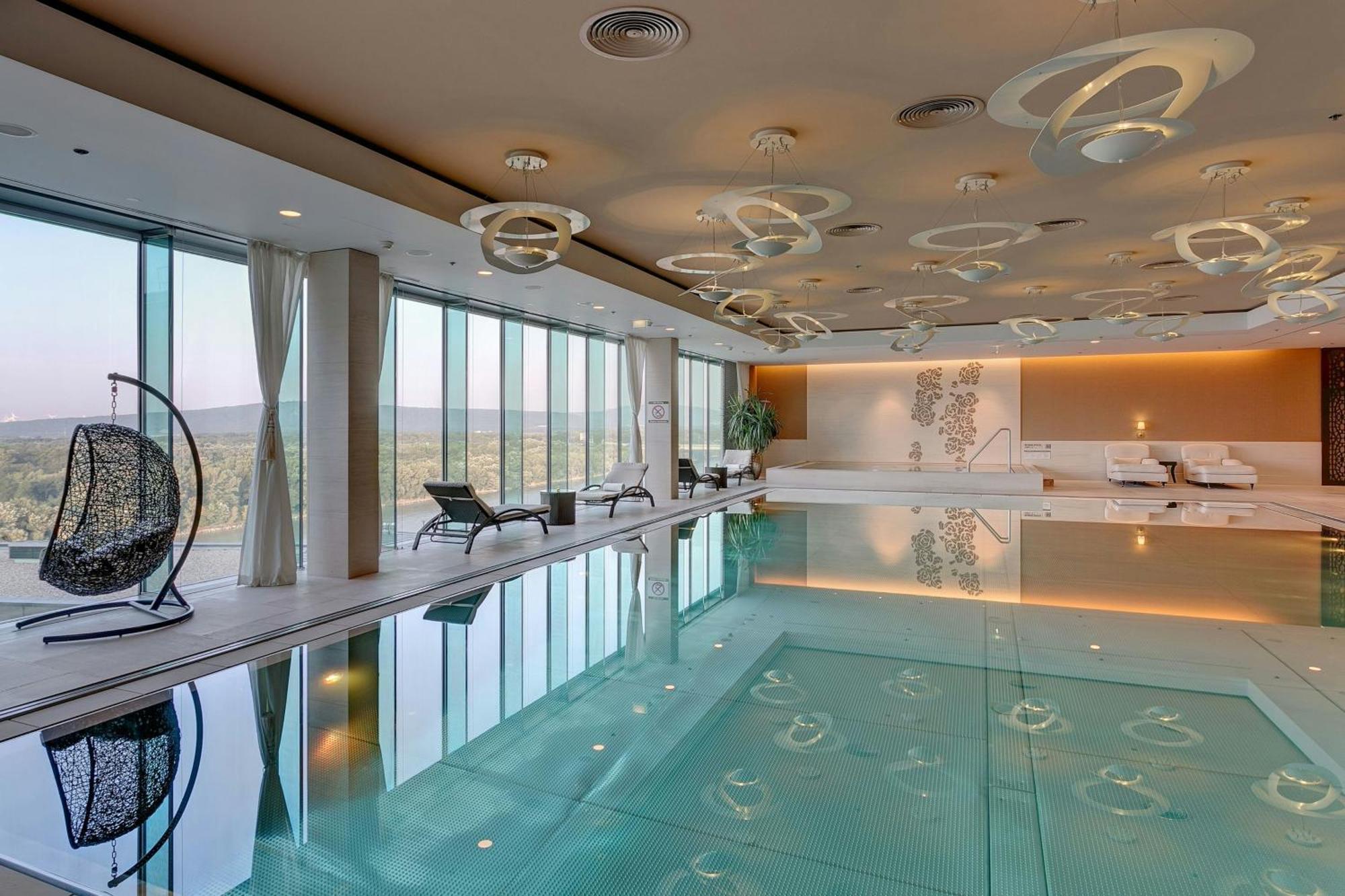 Grand Hotel River Park, A Luxury Collection Hotel, Bratislava Ngoại thất bức ảnh